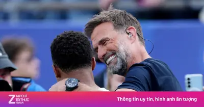 Klopp tiết lộ nỗ lực chiêu mộ Mbappe năm 2017: 'Chúng tôi thuê máy bay riêng'