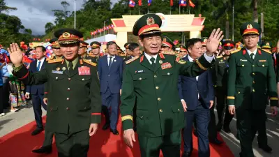 Lễ đón chính thức Giao lưu Hữu nghị Quốc phòng Biên giới Việt Nam-Lào lần thứ 3