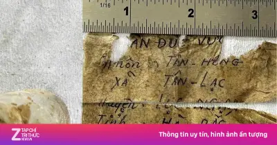 Lọ penicillin giữ tên liệt sĩ Trần Đức Vượng trong mộ vô danh ở Tây Ninh