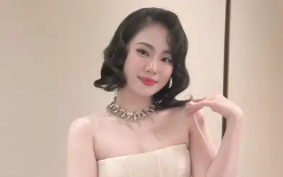 Lương Bích Hữu gây ngỡ ngàng với nhan sắc trẻ trung ở tuổi 42