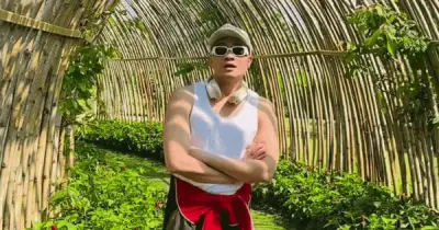 Lương Mạnh Hải ở tuổi 45: Chưa vợ con, nhan sắc trẻ trung như bị thời gian lãng quên