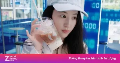 Lưu Diệc Phi mặt mộc gây sốt: Nhan sắc trẻ trung như sinh viên