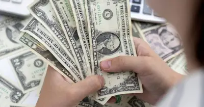 Mỹ chặn gần 100 triệu USD chuyển nhầm cho người chết
