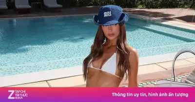 Maura Higgins 36 tuổi khoe thân hình nóng bỏng trong chiến dịch Victoria's Secret