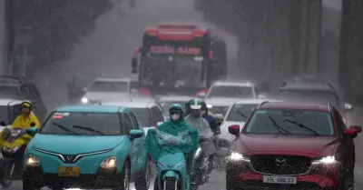 Miền Bắc mưa lớn liên tiếp gần 3 ngày, nguy cơ lũ quét và sạt lở đất