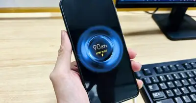 Mẹo đơn giản giúp tăng tốc độ sạc pin cho điện thoại Android