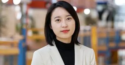 Nữ tiến sĩ rời Đại học Cambridge về làm trợ lý giáo sư