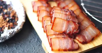 Người huyết áp cao có nên ăn thịt lợn muối? 6 cảnh báo từ chuyên gia