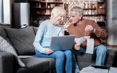 Người nghỉ hưu cần bao nhiêu tiền tiết kiệm để an tâm? Lời khuyên từ chuyên gia