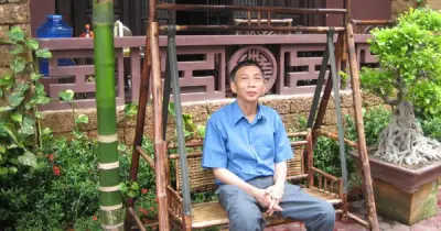 Nhà thơ Thanh Thảo viết về người cha: Người thầy suốt đời làm thuê