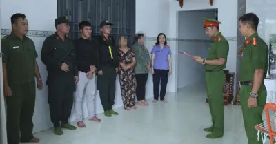 Nhóm 7 nhân viên bán trộm 1.200 tấn chì, làm đẹp sổ sách qua mặt giám đốc