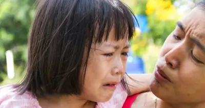 Não bộ cảnh báo: Việc cha mẹ thúc giục đang 'làm hỏng' vỏ não trước trán của trẻ