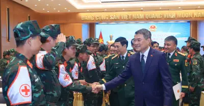 Đoàn cứu hộ Việt Nam tại Venezuela: 57 thi thể, 15.000 USD ủng hộ