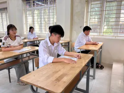 Phổ điểm các tổ hợp xét tuyển đại học theo điểm thi tốt nghiệp THPT năm 2026