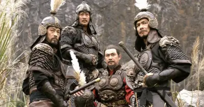 Phim 'Hộ linh tráng sĩ' có Johnny Trí Nguyễn được mời tham dự Liên hoan phim Toronto
