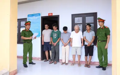 Quảng Trị tạm giữ 11 đối tượng trong đường dây cá độ bóng đá 400 tỷ đồng