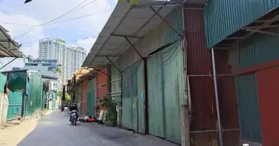 Sau vụ cháy, hàng loạt kho xưởng trái phép ở Hà Nội bị cắt điện, ngừng hoạt động