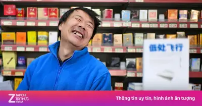 Shipper Wang Jibing đoạt giải văn học Lỗ Tấn với tập thơ 'Bay thấp'