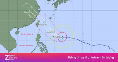 Siêu bão Bavi giật trên cấp 17, Biển Đông biển động rất mạnh