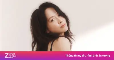 Song Ji Hyo lại gây tranh cãi vì phong cách xuề xòa, thiếu chuyên nghiệp