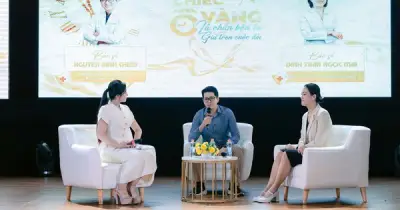 Talkshow 'Chiếc Ô Vàng' lan tỏa kiến thức phòng ngừa đột quỵ đến giới trẻ