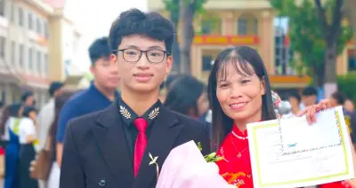 Thủ khoa khối A 2026 đạt 30/30: Bí quyết tự học và tâm lý vững