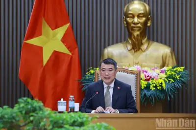 Thủ tướng Lê Minh Hưng điện đàm với Thủ tướng Canada Mark Carney