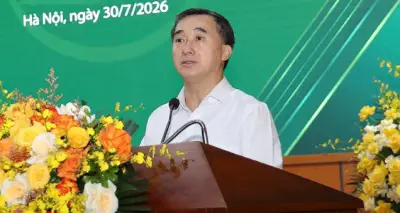 Thứ trưởng Bộ Y tế khuyên sống khỏe từ thay đổi nhỏ