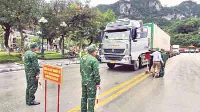 Thuốc lá, rượu bia, ô tô dưới 16 chỗ chịu thuế tiêu thụ đặc biệt từ 2026