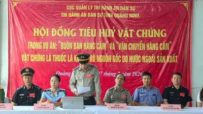 Tiêu hủy 15.396 cây thuốc lá ngoại nhập lậu trong vụ án Phó Giám đốc Công ty Sao Bắc