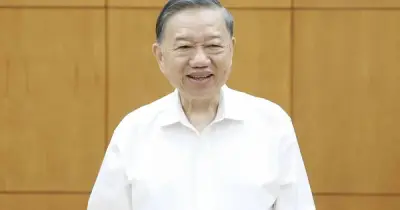 Tổng Bí thư yêu cầu đào tạo nhân lực chuyển từ bằng cấp sang nghề nghiệp