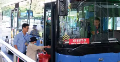 TP.HCM: Tài xế, tiếp viên làm khó khách đi xe buýt 0 đồng