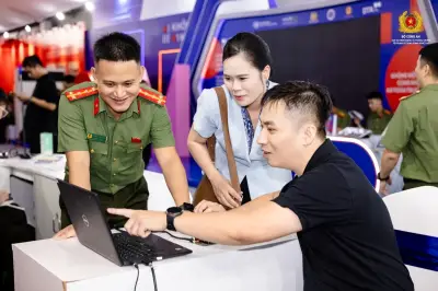 Triển lãm 'Bức tường An ninh mạng' miễn phí tại Hồ Gươm từ 9-12/7/2026
