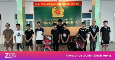 Triệu tập 16 'quái xế' mang hung khí khiêu khích cảnh sát ở Đồng Nai