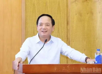 Trưởng ban Tuyên giáo và Dân vận TW: Đẩy mạnh chuyển đổi số, ứng dụng AI trong công tác Đảng
