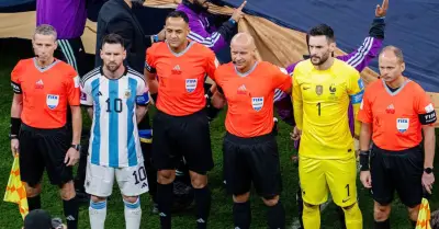 Trọng tài quen Messi bắt chính Anh vs Argentina ở bán kết World Cup 2026