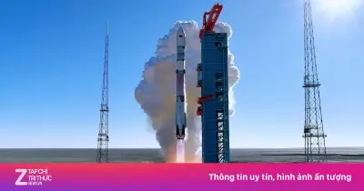 Trung Quốc lần đầu thu hồi tầng tên lửa bằng lưới trên biển