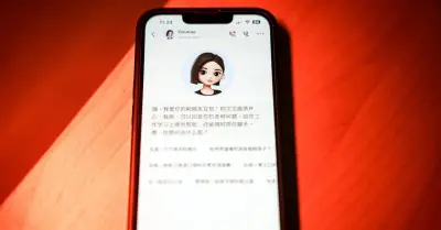Trung Quốc siết AI đồng hành, người dùng phản ứng dữ dội
