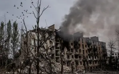 Ukraine tấn công cảng dầu St. Petersburg, Nga kiểm soát Kostiantynivka