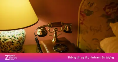 Vì sao điện thoại bàn vẫn xuất hiện trong phòng khách sạn hiện đại?