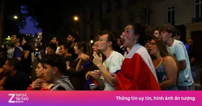 Video hỗn loạn sau thất bại của tuyển Pháp