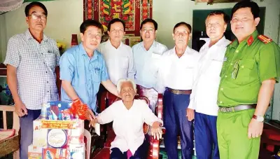 Vĩnh Bình: Phát huy truyền thống cách mạng, chăm lo người có công