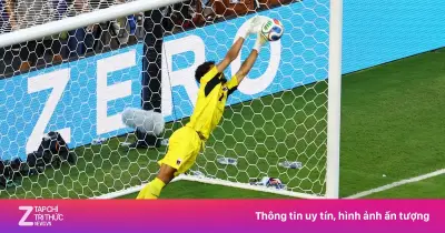Vozinha hóa người hùng dân tộc sau màn cản phá Messi tại World Cup 2026