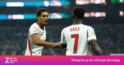 World Cup 2026: Anh thắng Mexico 2-1 dù bị đuổi người