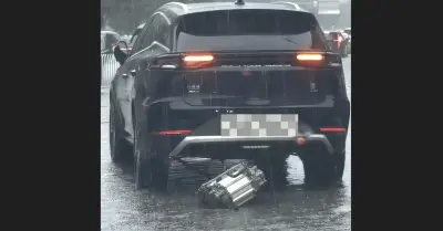 Xe điện BYD gây xôn xao vì nghi rụng cụm động cơ giữa đường