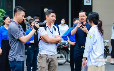 Đề xuất tách kỳ thi tốt nghiệp THPT và tuyển sinh đại học gây tranh luận