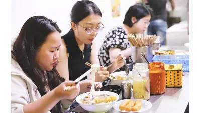 Xây dựng hồ sơ di sản Phở: Hướng đi khả thi và những tiêu chí UNESCO