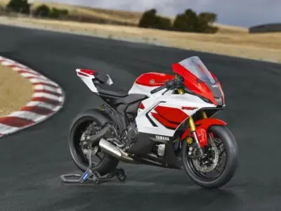 Yamaha YZF-R7 2026 ra mắt tại Thái Lan, giá từ 272 triệu đồng
