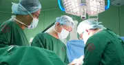 2 tuần căng như dây đàn giành giật sự sống cho nam thanh niên vỡ xương sọ