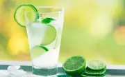 4 đồ uống bổ thận cho bữa sáng: nước chanh, sữa ít béo, sữa thực vật, sinh tố